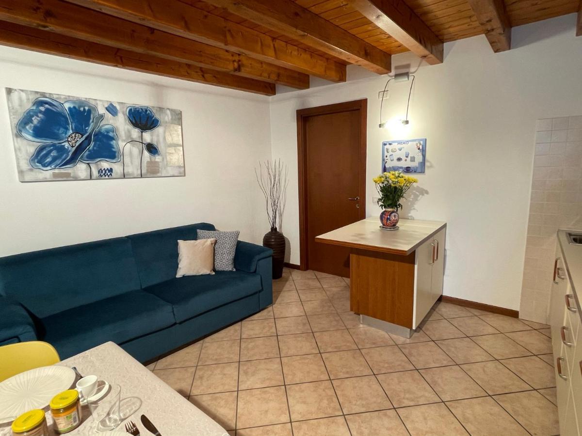 カヴァルカゼッレCasa Loredana - Graziosa Casa Vacanze Sul Lago Di Gardaアパートメント エクステリア 写真